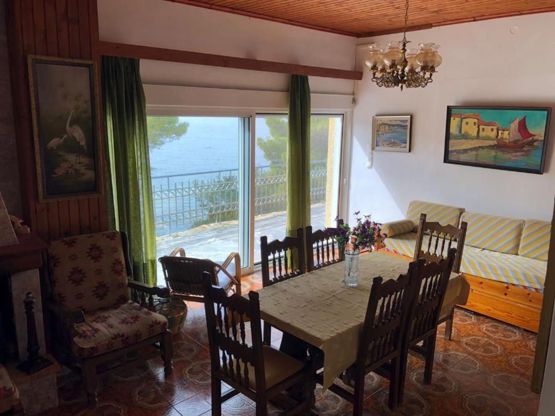 Vana Kavos Apartment Agia Marina  ภายนอก รูปภาพ